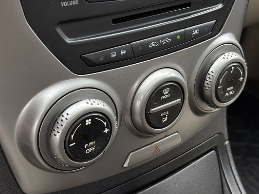 FAW Besturn B50 Deluxe, 2012 года, пробег 188189 км