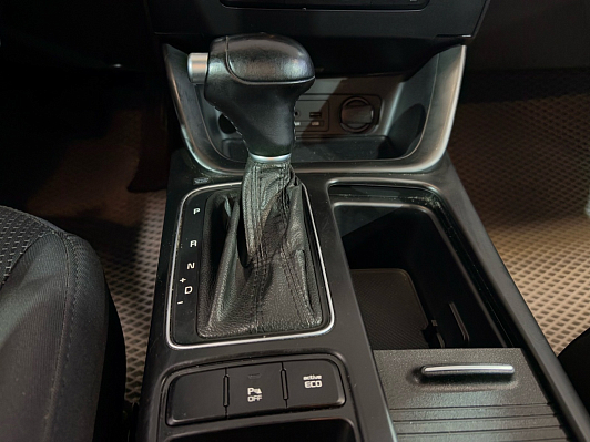 Kia Sorento New Comfort (2015), 2013 года, пробег 131000 км