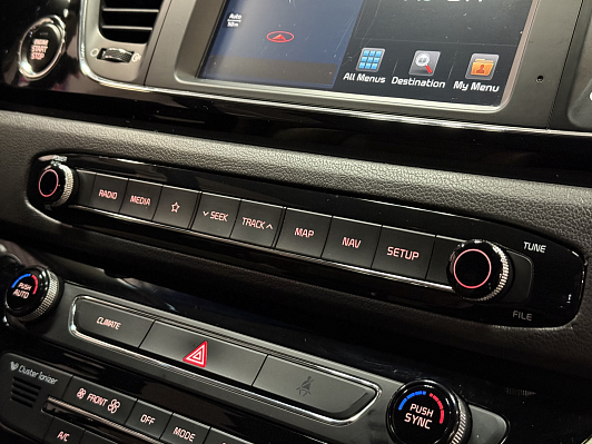 Kia Carnival, 2017 года, пробег 216971 км