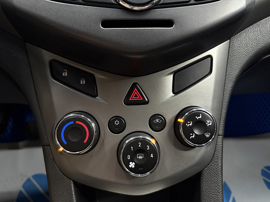 Chevrolet Aveo LT, 2013 года, пробег 208420 км