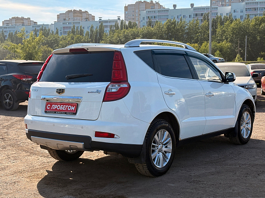 Geely Emgrand X7 Luxury, 2016 года, пробег 137000 км