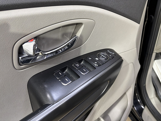 Kia Carnival, 2017 года, пробег 164073 км