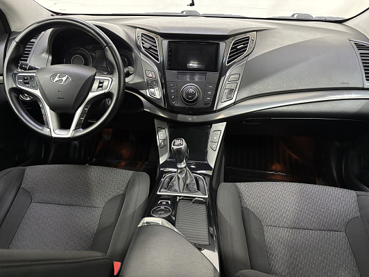 Hyundai i40 Active, 2015 года, пробег 180600 км