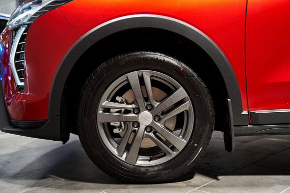 Haval Jolion Comfort, красный