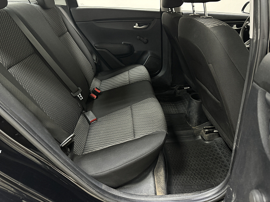 Kia Rio Comfort, 2018 года, пробег 102000 км