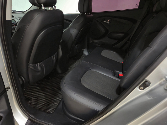 Hyundai ix35 Comfort + Navi, 2011 года, пробег 232262 км