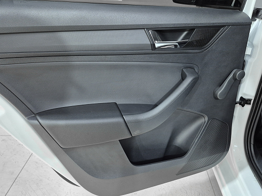 Skoda Rapid Active, 2019 года, пробег 75946 км