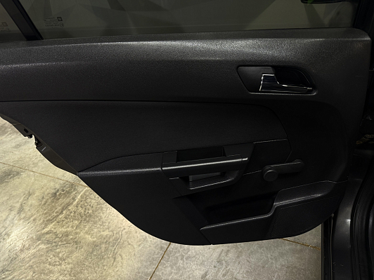 Opel Astra Enjoy, 2011 года, пробег 154107 км