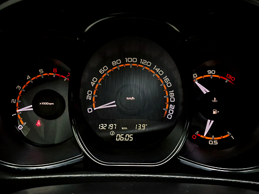 Lada (ВАЗ) Vesta Comfort, 2018 года, пробег 132156 км