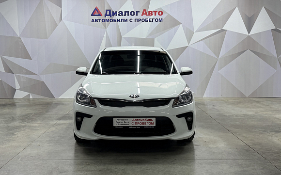 Kia Rio Luxe RED Line, 2019 года, пробег 121112 км