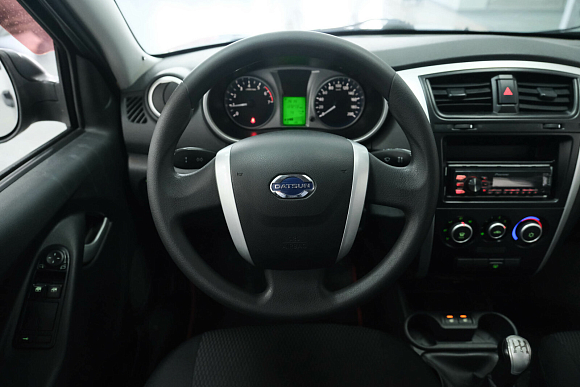 Datsun mi-DO Trust II, 2015 года, пробег 137000 км