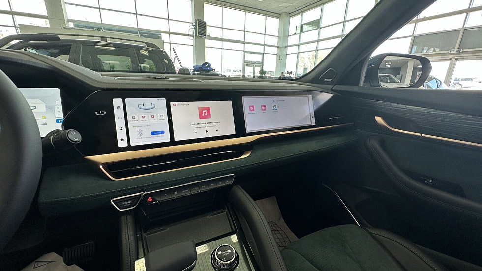 Geely Monjaro Exclusive, зеленый