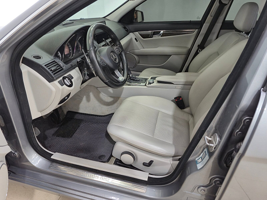 Mercedes-Benz C-Класс, 2009 года, пробег 184247 км
