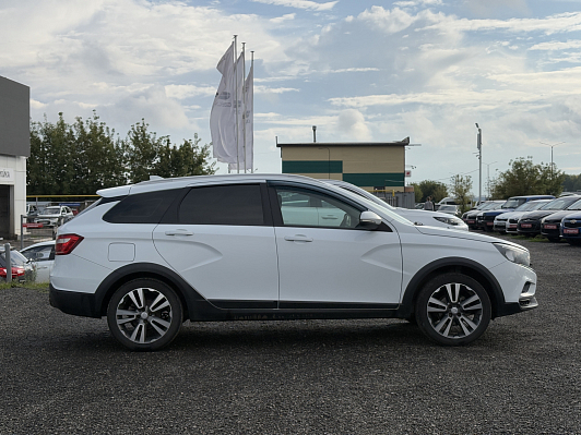 Lada (ВАЗ) Vesta Comfort Winter, 2019 года, пробег 131501 км