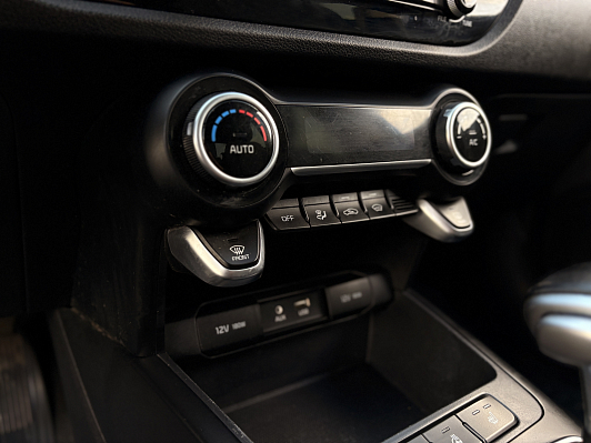 Kia Rio Comfort, 2017 года, пробег 216800 км