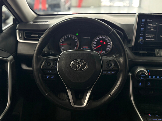 Toyota RAV4 Комфорт, 2020 года, пробег 91349 км