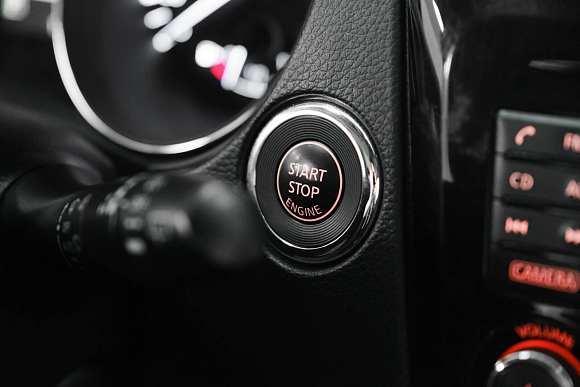 Nissan X-Trail SE+, 2015 года, пробег 174525 км