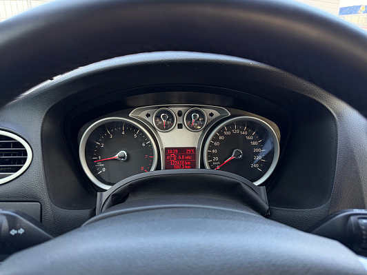 Ford Focus Comfort, 2011 года, пробег 122000 км