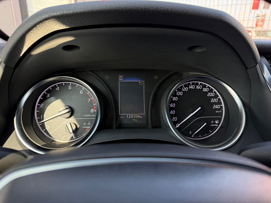 Toyota Camry Элеганс Safety, 2019 года, пробег 148500 км