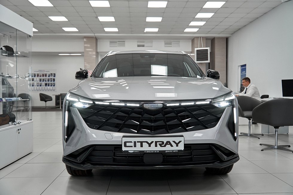 Geely Cityray Люкс, серебряный