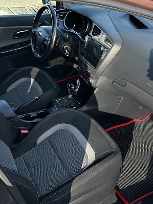 Kia Ceed Luxe, 2012 года, пробег 138800 км