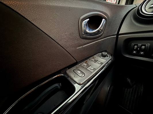 Renault Kaptur Extreme, 2017 года, пробег 102200 км