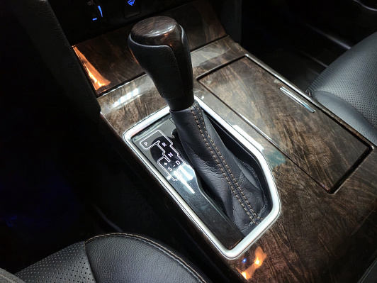 Toyota Camry Exclusive, 2018 года, пробег 75182 км