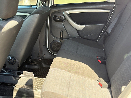 Renault Duster LE Adventure, 2014 года, пробег 138300 км