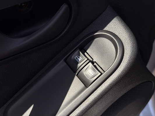 Renault Duster Life, 2019 года, пробег 67441 км