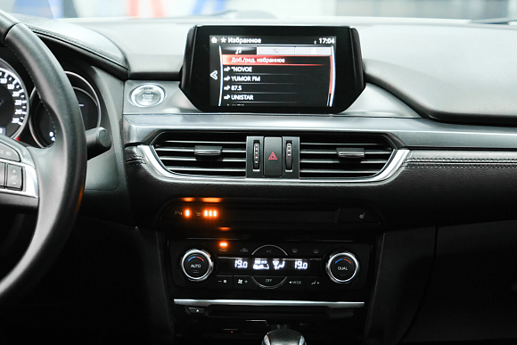 Mazda 6 Active, 2016 года, пробег 140000 км