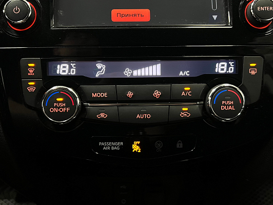 Nissan Qashqai SE+, 2016 года, пробег 175000 км