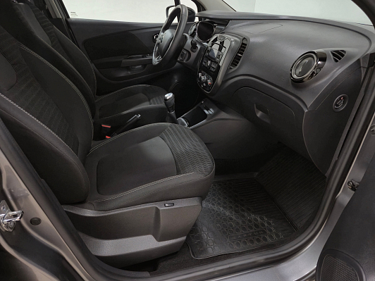 Renault Kaptur Drive, 2019 года, пробег 66196 км