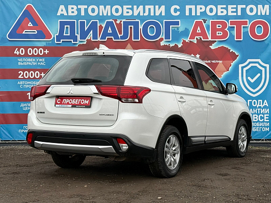 Mitsubishi Outlander Intense, 2018 года, пробег 172000 км