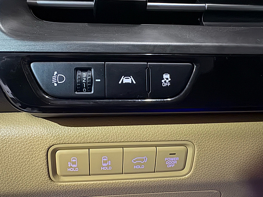 Kia Carnival, 2020 года, пробег 99000 км