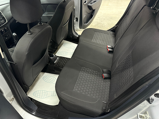 Renault Logan Privilege, 2017 года, пробег 108839 км