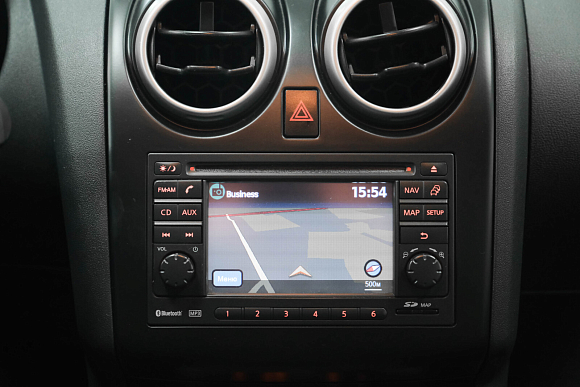 Nissan Qashqai SE+, 2013 года, пробег 90000 км