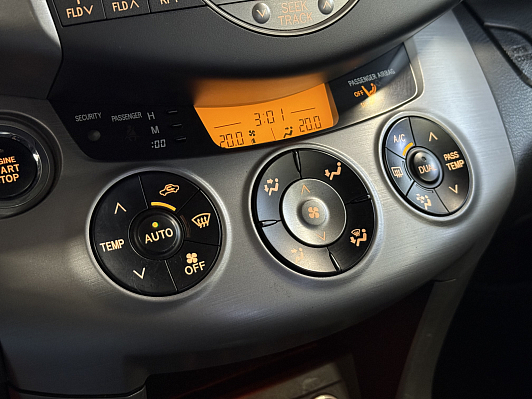 Toyota RAV4, 2008 года, пробег 230001 км
