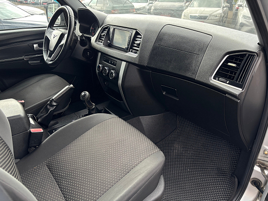 УАЗ Патриот, 2016 года, пробег 95693 км