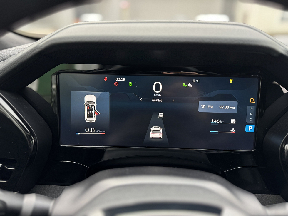 Geely Monjaro Flagship (2023-2025), белый