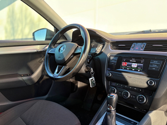 Skoda Octavia Ambition, 2016 года, пробег 201000 км