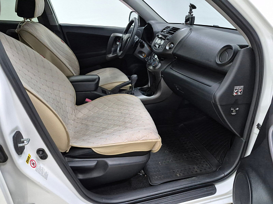 Toyota RAV4, 2011 года, пробег 191628 км