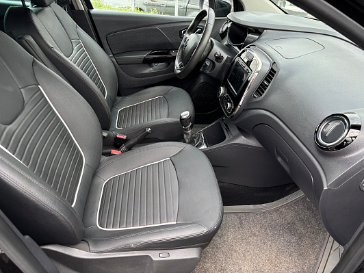 Renault Kaptur Extreme, 2019 года, пробег 32000 км