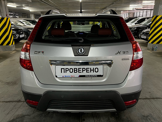 Dongfeng H30 Cross Luxury, 2015 года, пробег 156000 км