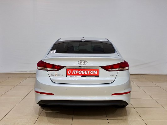 Hyundai Elantra Family, 2018 года, пробег 118061 км