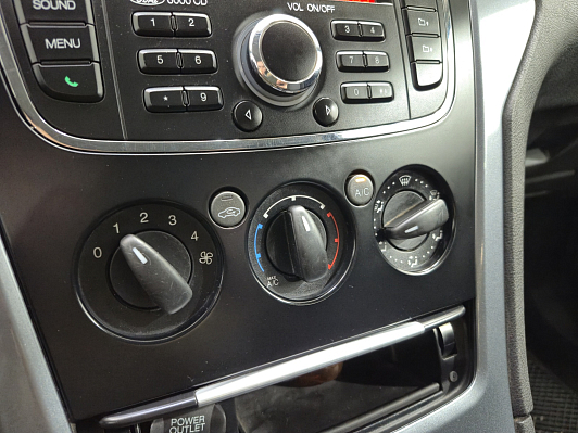 Ford Mondeo Ambiente, 2012 года, пробег 203005 км