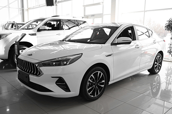 JAC J7 Tech, белый