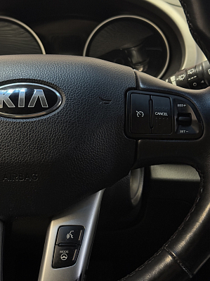 Kia Sportage Luxe, 2014 года, пробег 180000 км