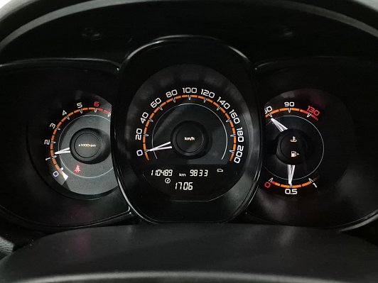 Lada (ВАЗ) Vesta Comfort, 2018 года, пробег 110485 км