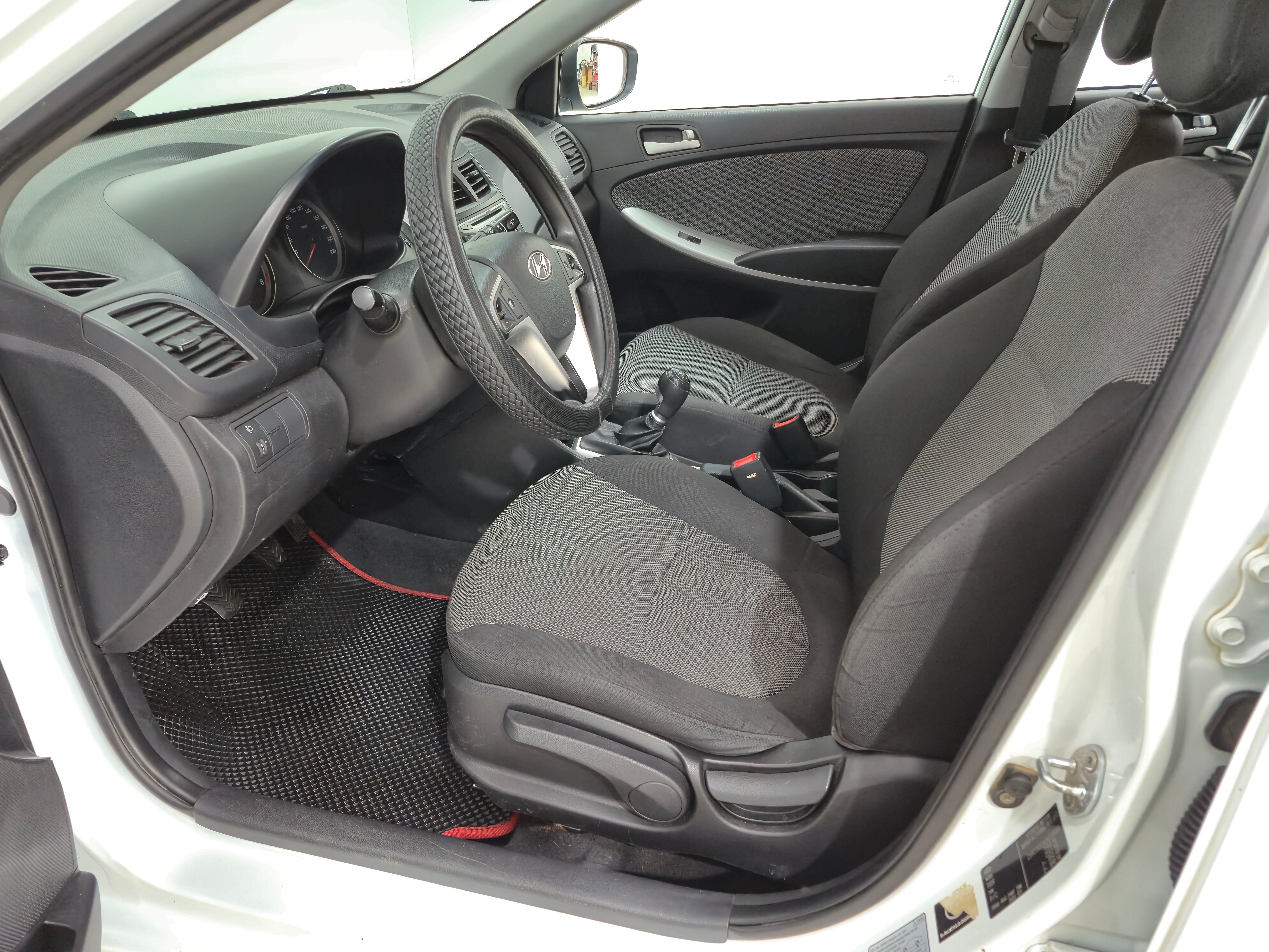 Hyundai Solaris Comfort, 2013 года, пробег 71309 км