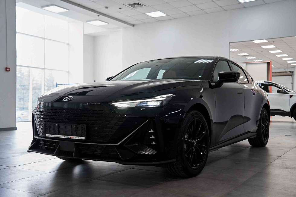 Changan UNI-V Tech, черный